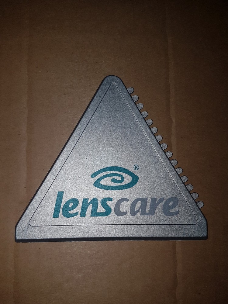 Eiskratzer mit Werbung Lanscare