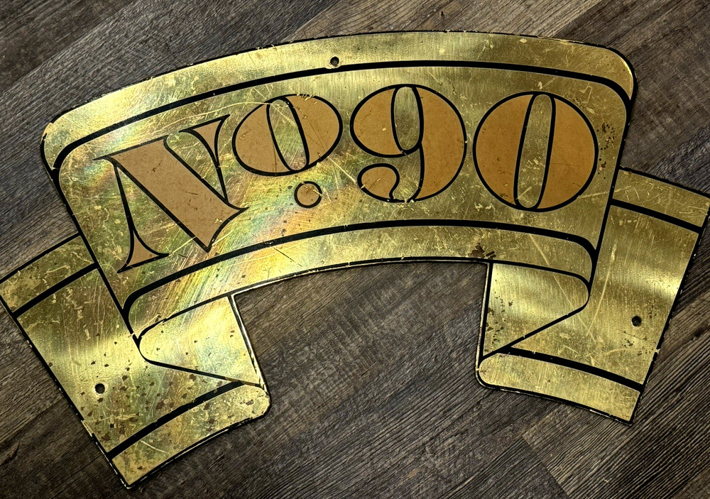ANTIQUE ORIGINAL SOLID BRASS FIREMAN FIRE TRUCK NO. 90 EMBLEM PLAQUE (20C)
