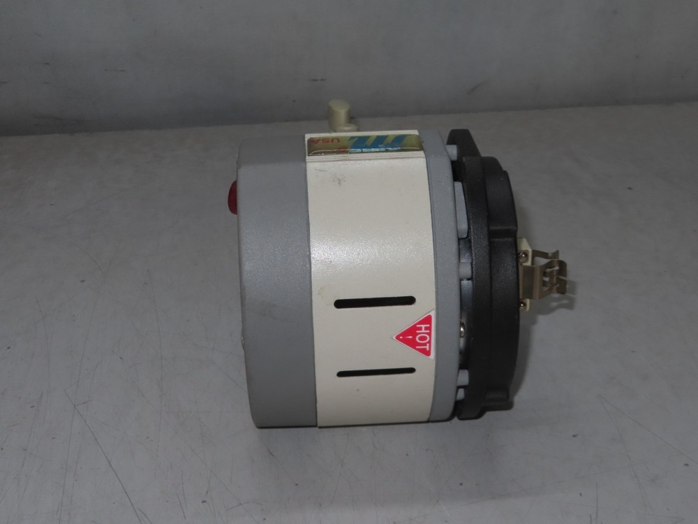 Single JTL Everlight 2817 Studio Light Clean - NO BULB