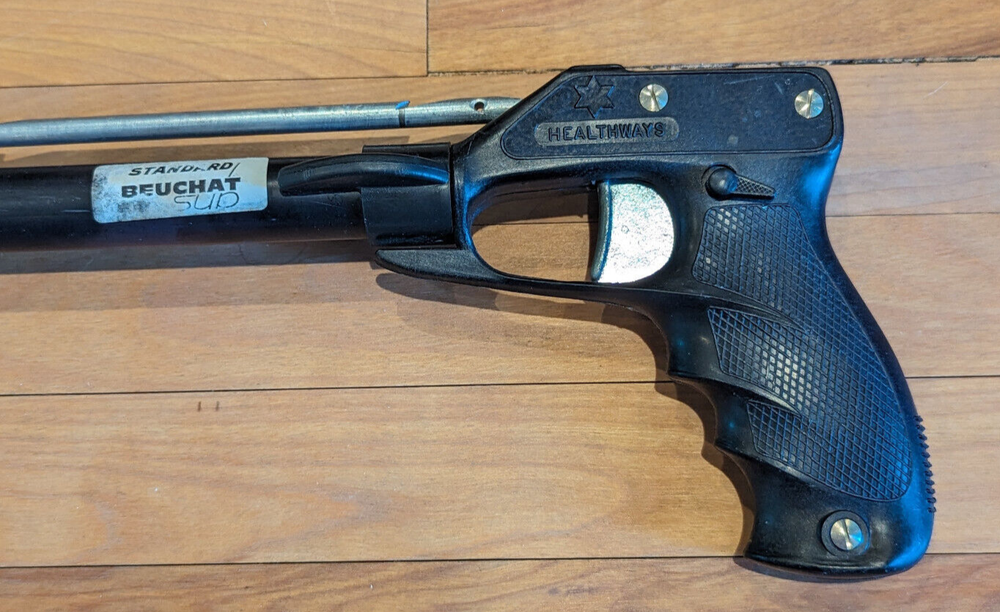 Vintage 1970's BEUCHAT SUB Speargun