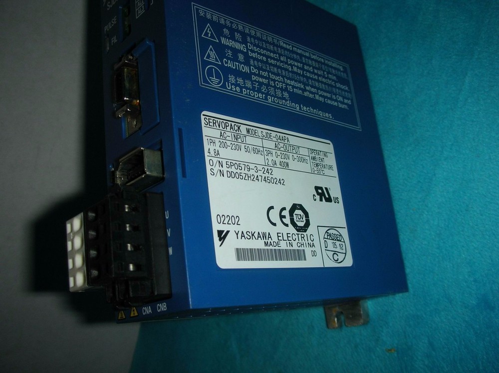 Yaskawa servo drive SJDE-04APA