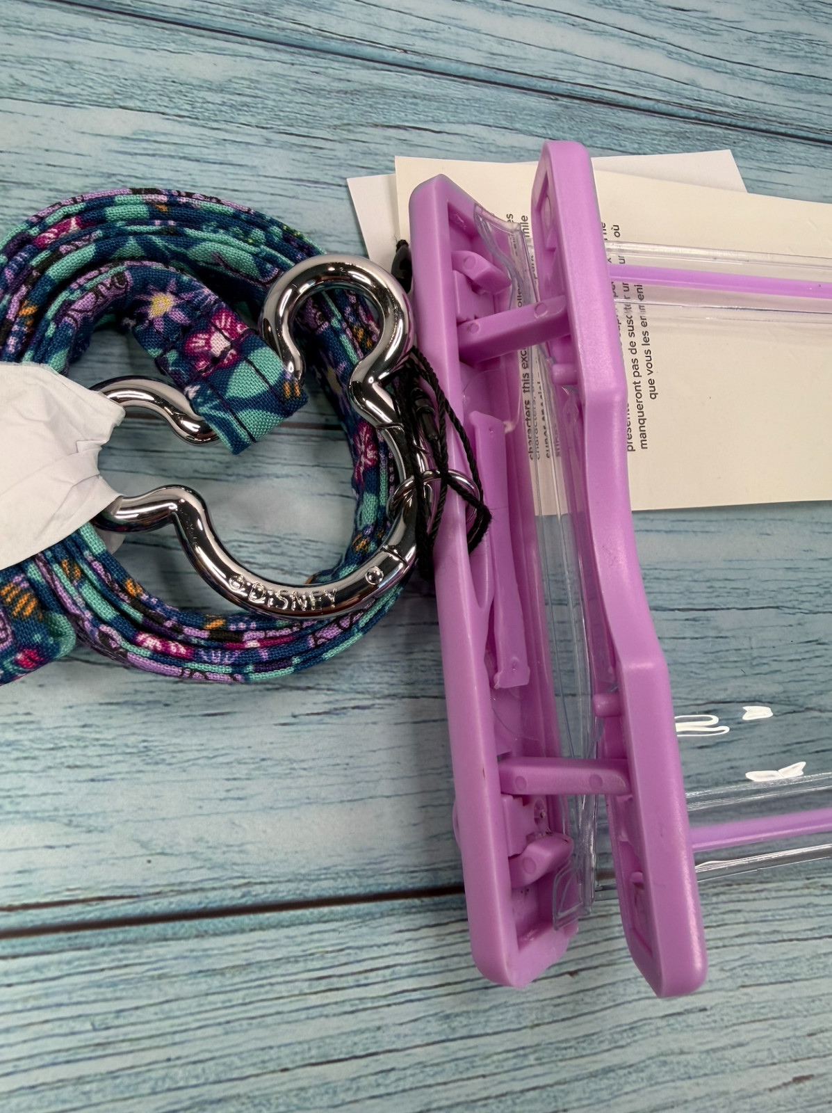 Vera Bradley Disney Mickey Minnie's Vine Floral WATERPROOF PHONE POUCH & LANYARD