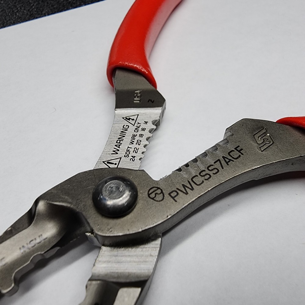 Snap-on Tools USA NEW RED Soft Grip 7" Wire Stripper Cutter Crimper PWCSS7ACF