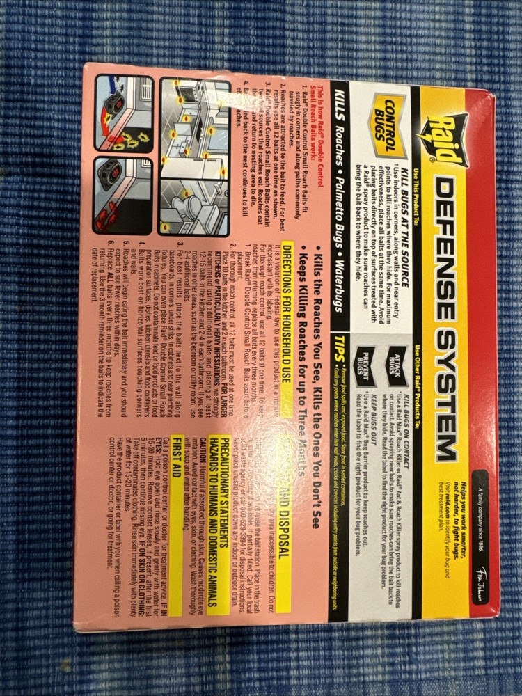 1 Raid DOUBLE CONTROL SMALL ROACH BAITS 12 ct Child Resistant Defense System