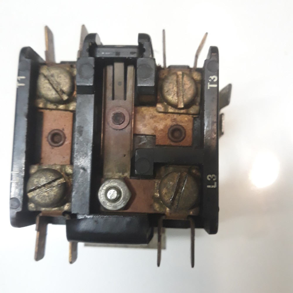 GE Contactor with Coil 8652