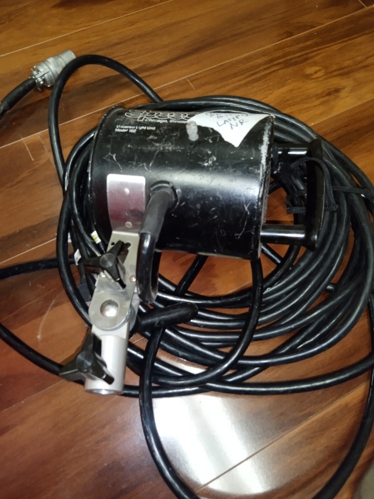 Speedotron 102 Blackline Studio Strobe Flash Head Fair No bulb Needs Lamp Socket