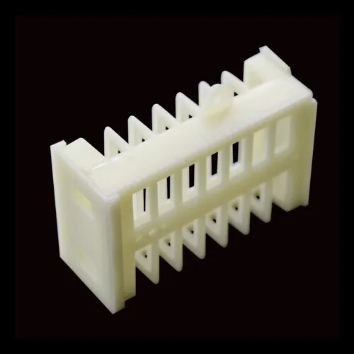 30 pcs Plastic Bee Queen Cage White Safety Multi-functional Stretch Hutchs Tools