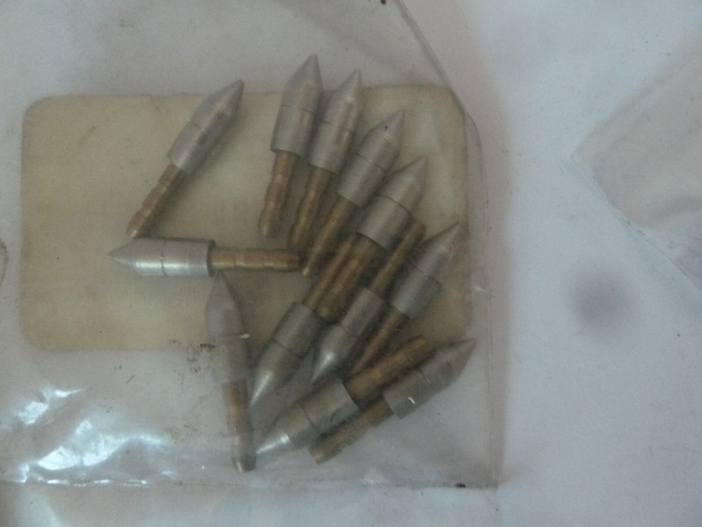 1 DZ Beman Hunter 15/64 Points 62 gr.
