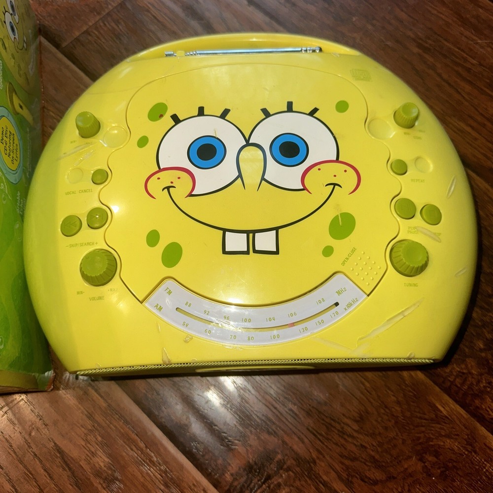 Used spongebob Portable Cd Player & Graphics Karaoke System