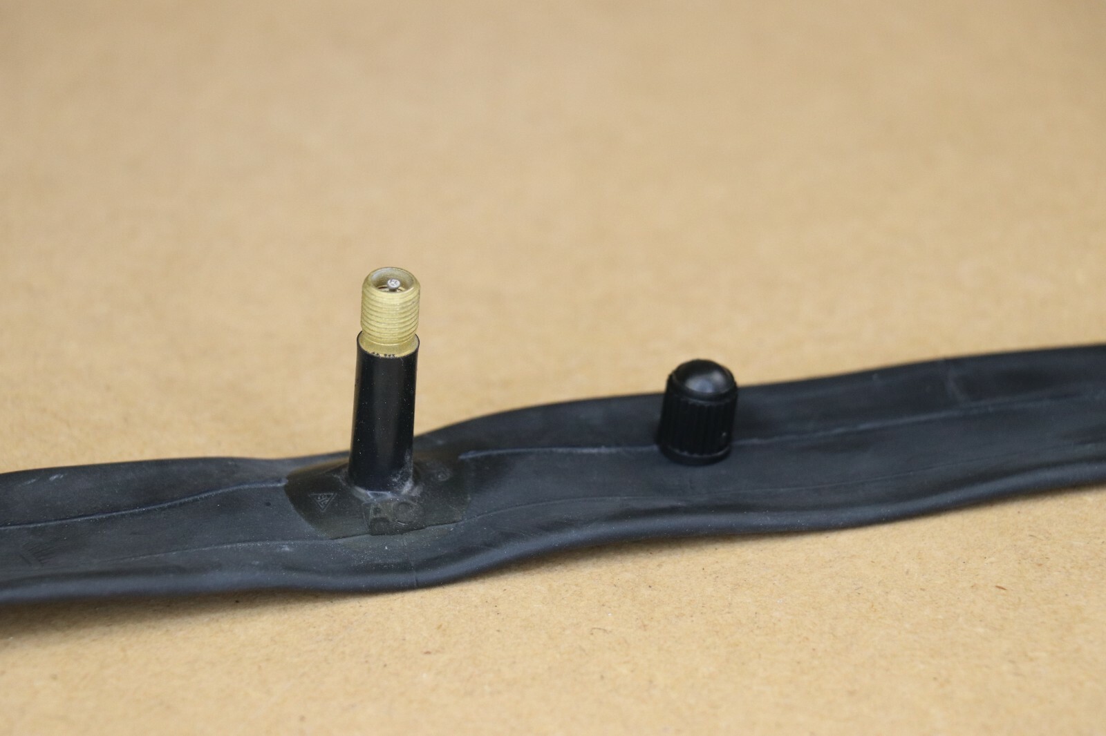 2-Pack Panaracer 700 x 35 40 43 50C 35mm Schrader Valve Inner Tube Hybrid Bike