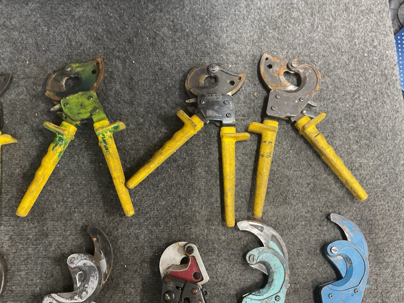 Lot of 3 Klein Tools Ratcheting Cable Cutters 63607 Moving Blade Klein