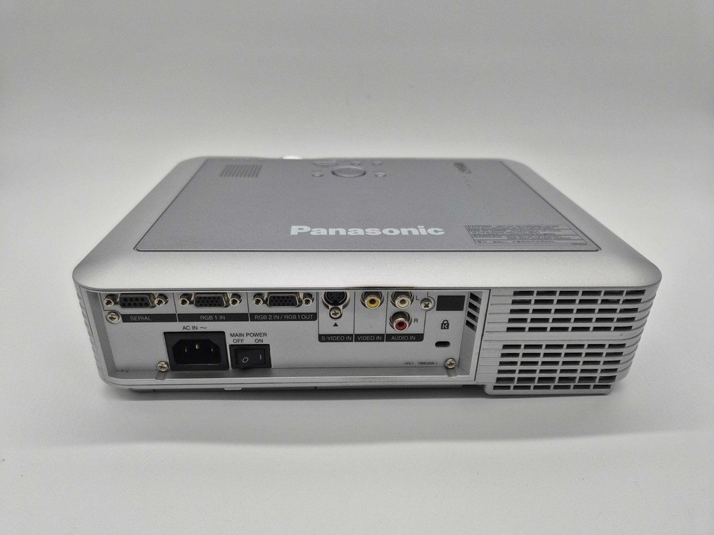 Panasonic PT-LC55U LCD Projector – Multimedia VGA HDMI – Tested
