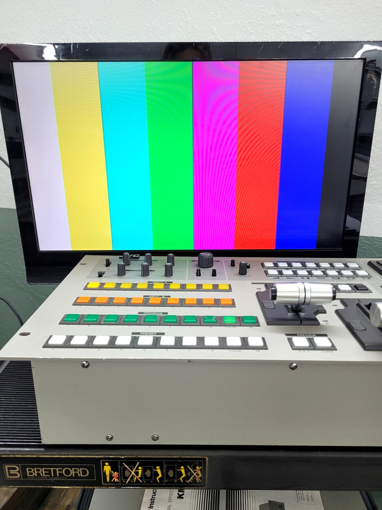 JVC KM-2500 Digital Special Effects Generator Controller W/ Main Unit Tested