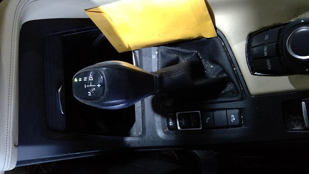 X1        2017 Transmission Shift 1008483