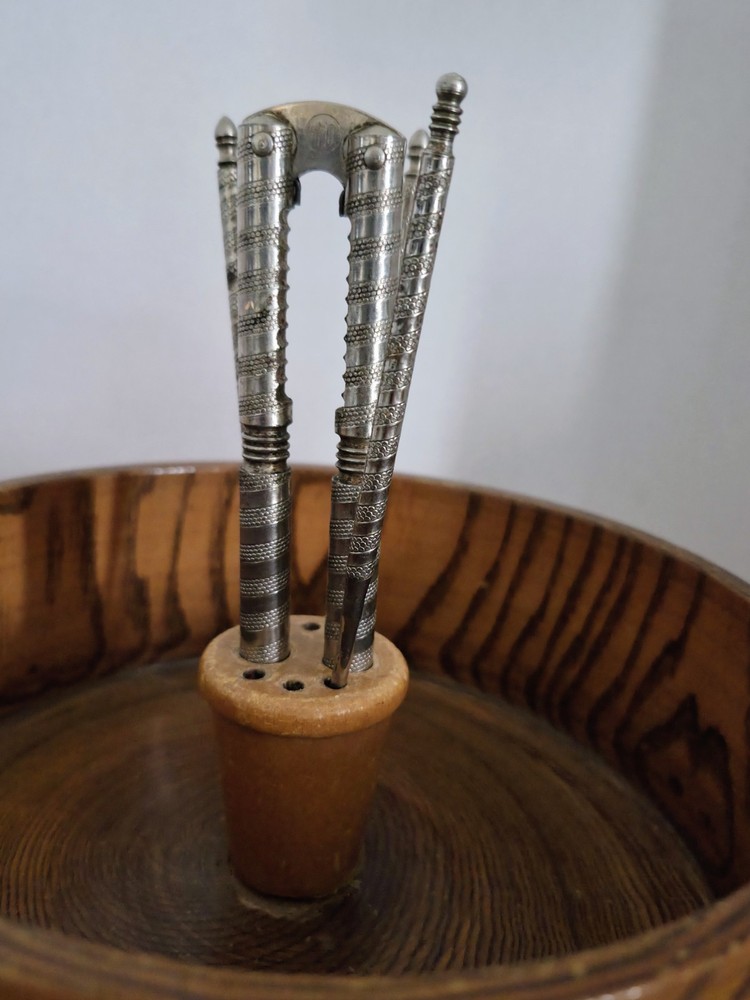 Wood Tree Bark Wooden Nutcracker Bowl Set With Nutcracker & 3 Picks