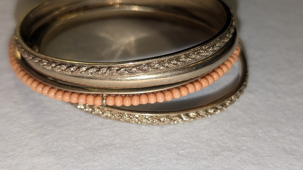Vintage 4 PC Oval Bangles Set