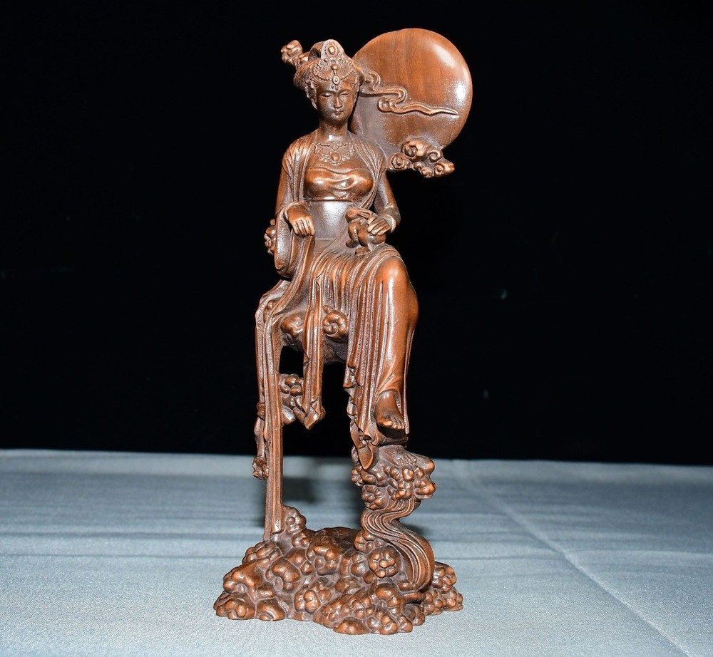 Exquisite small leaf boxwood Chang'e ornament