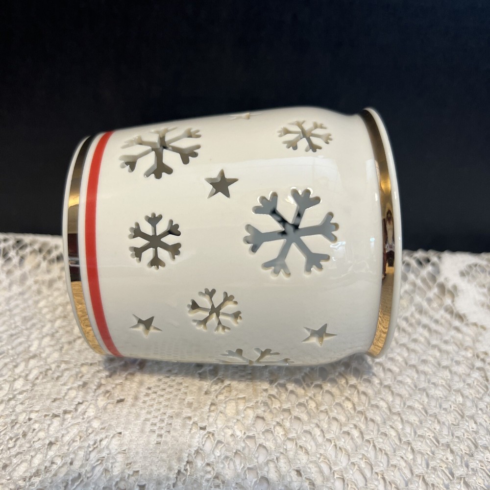 Lenox Snowflake Candle Hug 4”