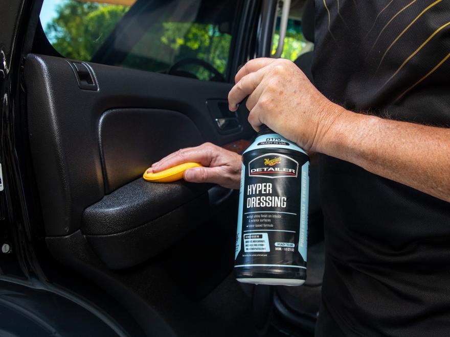 Meguiar's DRTU17032 Detailer Hyper Dressing (32 oz)