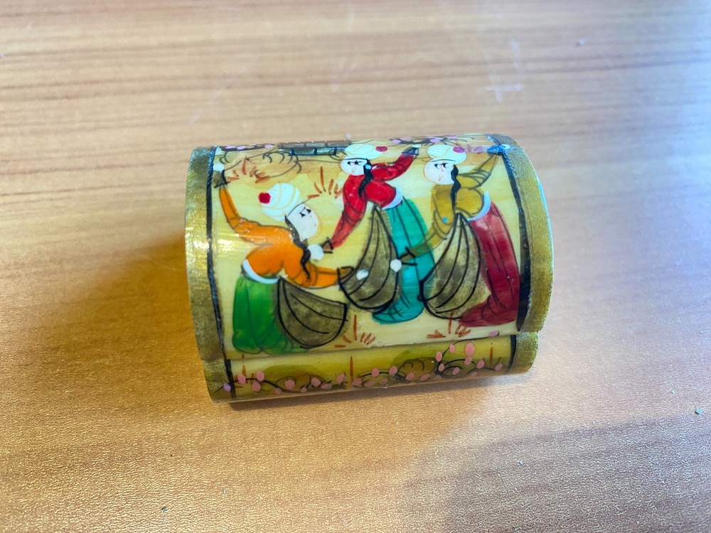 Сasket. Bone. Hand painted. Lacquer. Vintage. Middle East.
