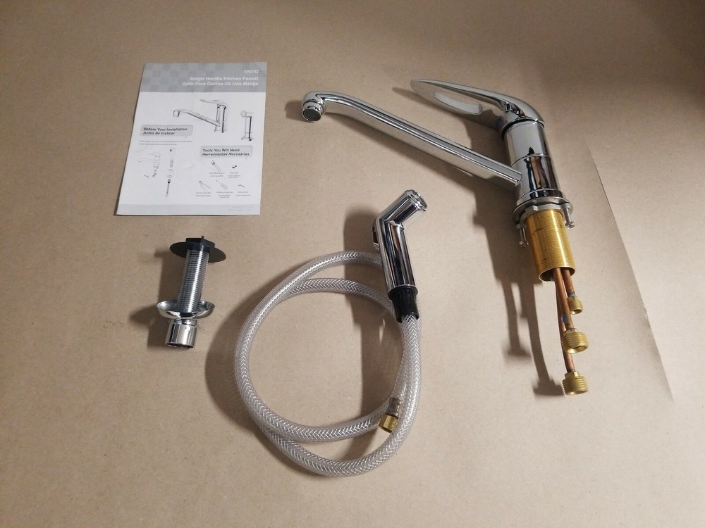 Finesse One Handle Chrome Kitchen Faucet / Spray