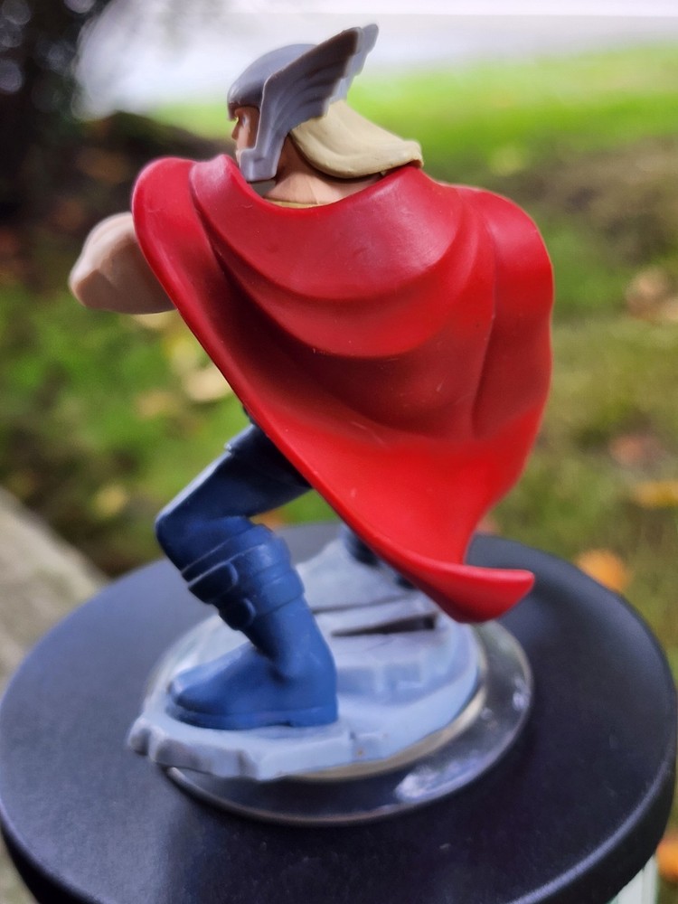 Disney Infinity 2.0 Edition Marvel Thor The Avengers Action Figure White Bottom