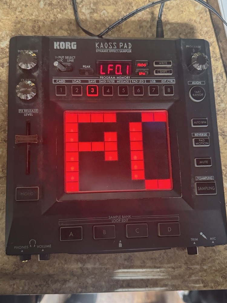Korg KP3 Kaoss Pad Dynamic Effects Sampler