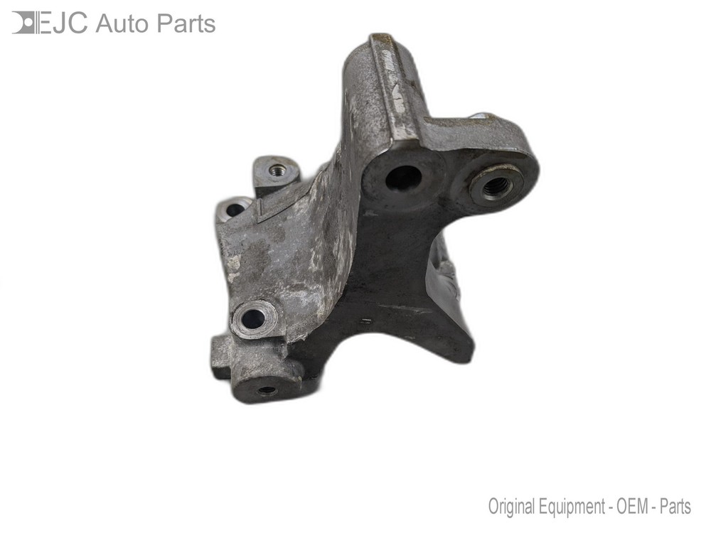 Accessory Bracket From 2020 Toyota Corolla  1.8