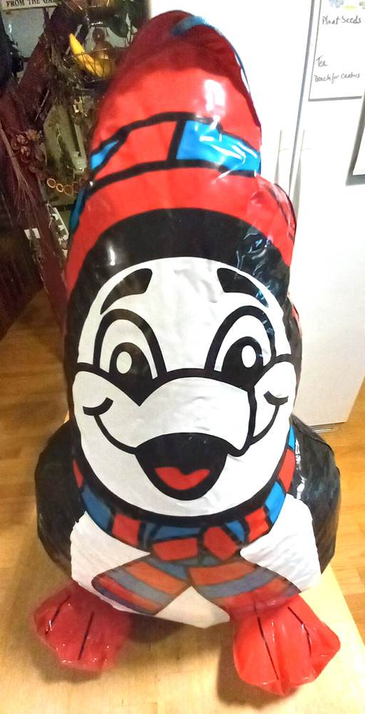 Inflatable 20" Penguin
