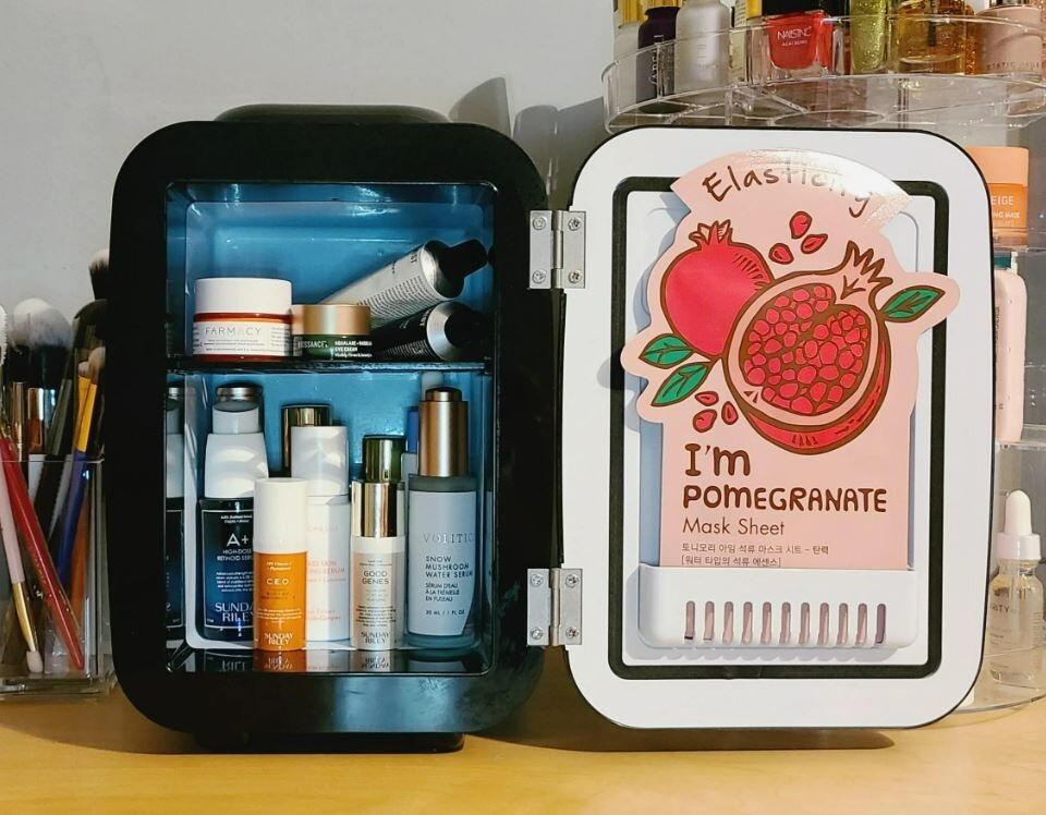 4 Liter Mini Fridge Cooler and Warmer with LED Light For Skincare and Drinks