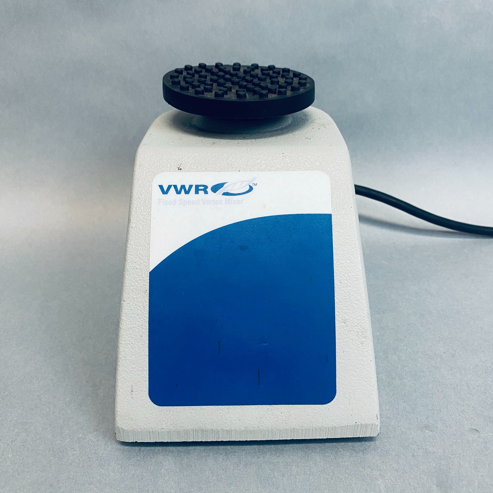 VWR Vortex Mixer 3200 rpm Fixed Speed Touch Mode with Flat Top