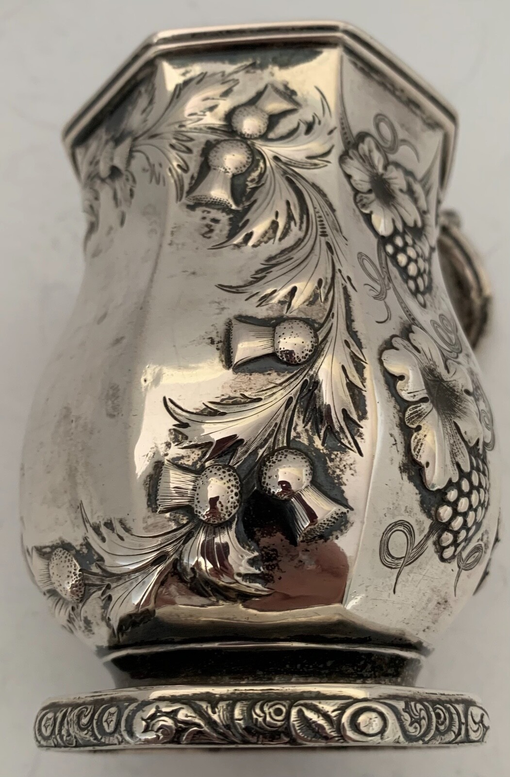 MONSTER AMERICAN COIN SILVER CHASED GRAPES & THISTLES 10.8 OZT CUP R RAIT 1850