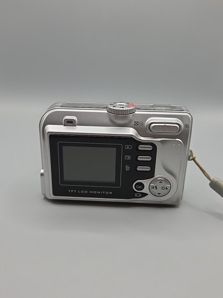 Vivitar Vivicam 4345 Digital Camera, Silver.