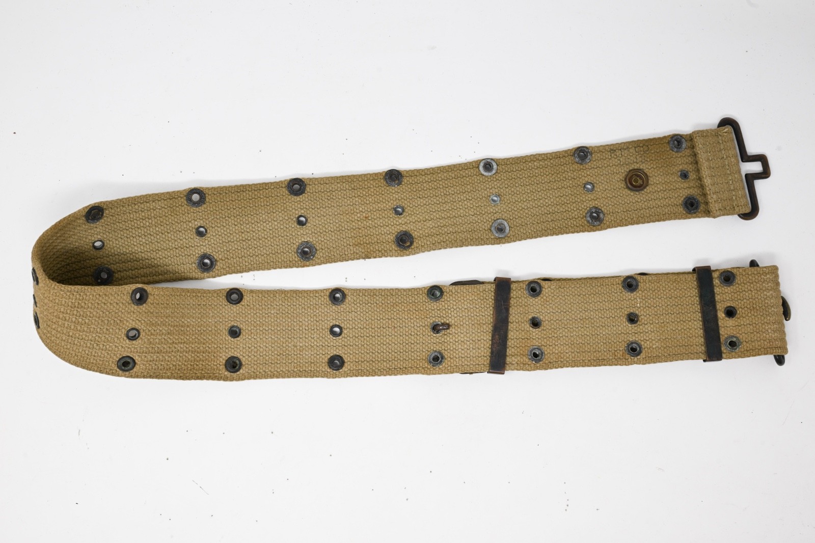 WWII US Army or USMC Pistol Belt Khaki Tan Original Field Gear Vintage