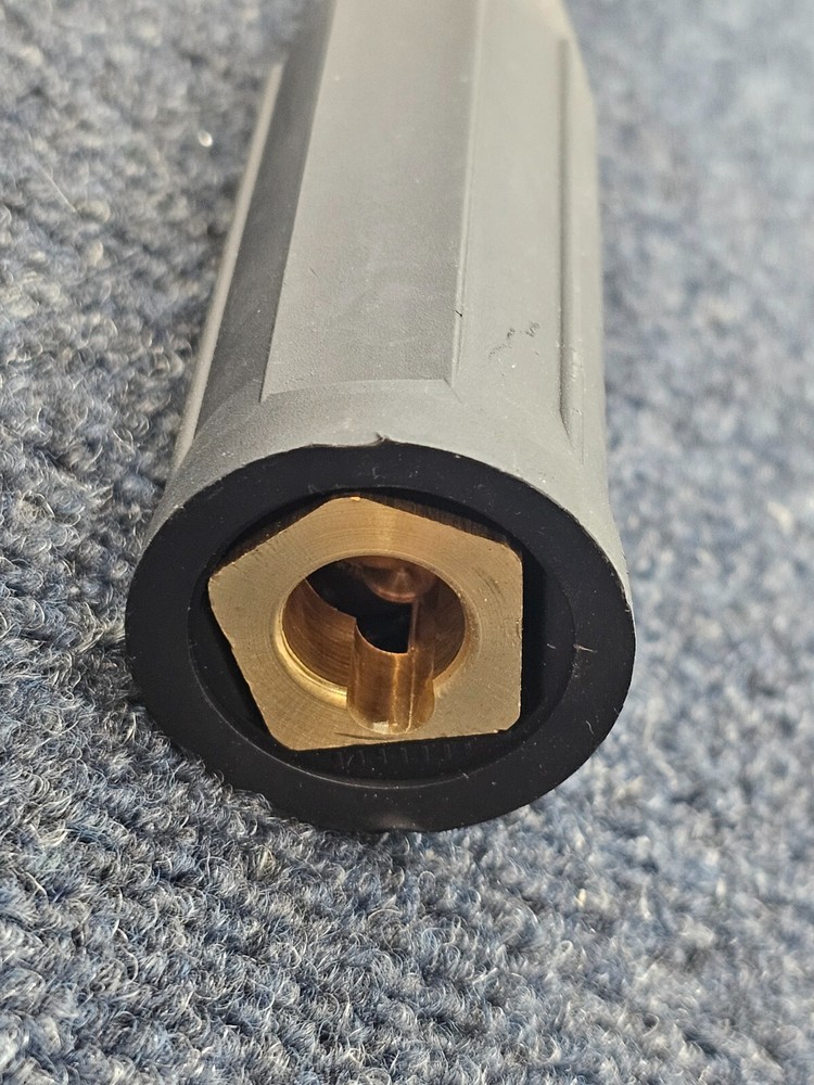 Lenco LDC-50: Black Dinse Style Cable Connector