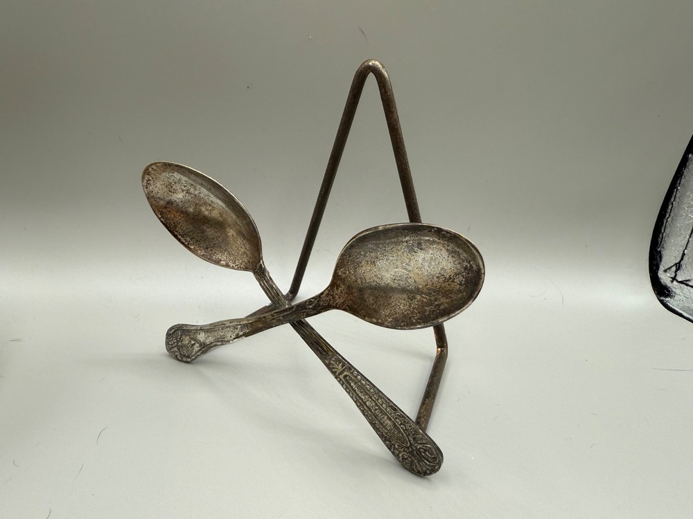 Vintage Silver Plated Spoon Napkin Holder Plate Display Stand Table Ware Home