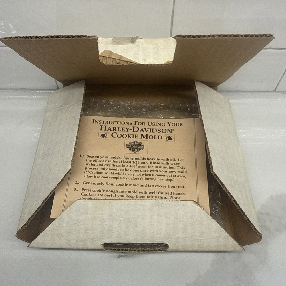 Harley-Davidson V-Twin Cookie Mold 1992 Stoneware Engine Shape with Instructions