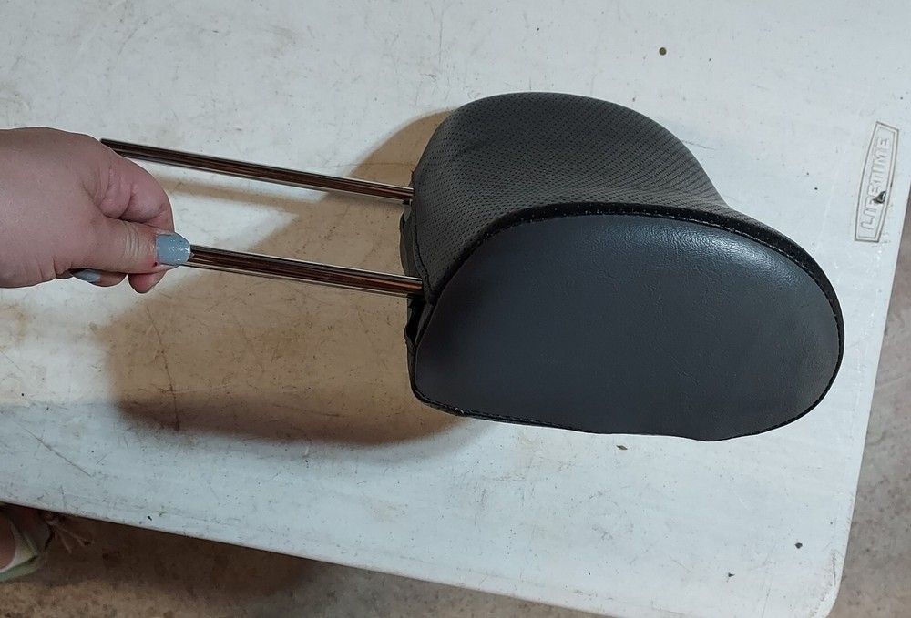 Pride Jet 3 Head Rest - Black & Gray -