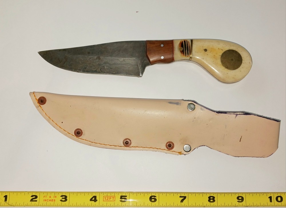 Antique Knife Handmade Pattern Damascus Dagger Bone Handle Sheath Scabbard