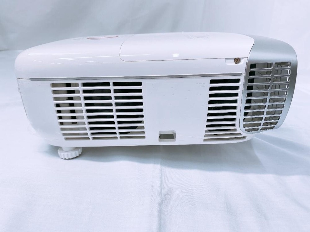 BENQ HT2150ST Digital Projector DLP front type WHITE from Japan used
