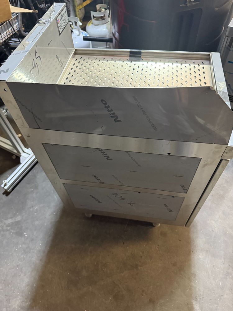 Krowne KR24-SD18 UNDERBAR DRAINBOARD CABINET/ NO KEY OPENED BOX