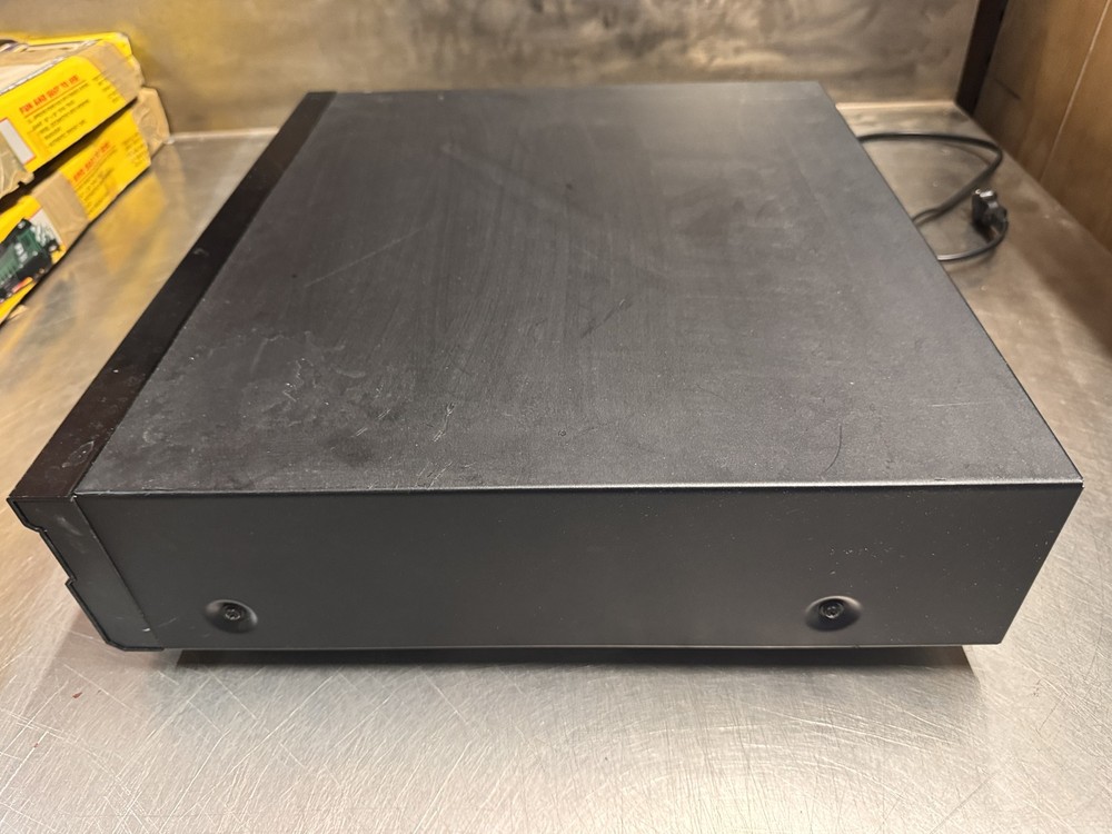 Yamaha DV-C6480 DVD Player