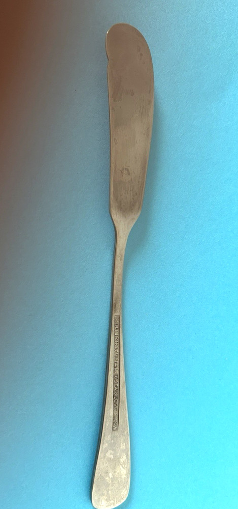 Butter Knife Larchmont Pattern Pre-Owned