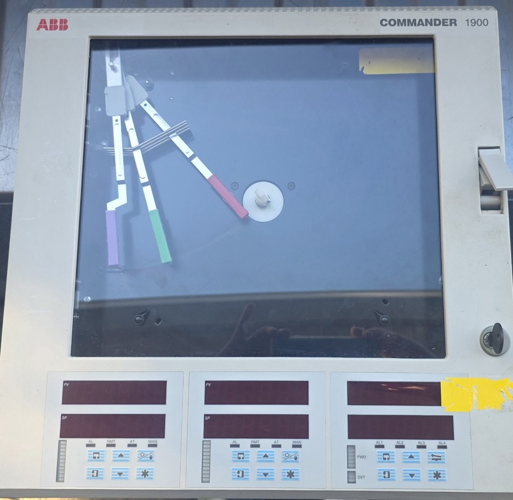 Abb 1900 Chart Recorder