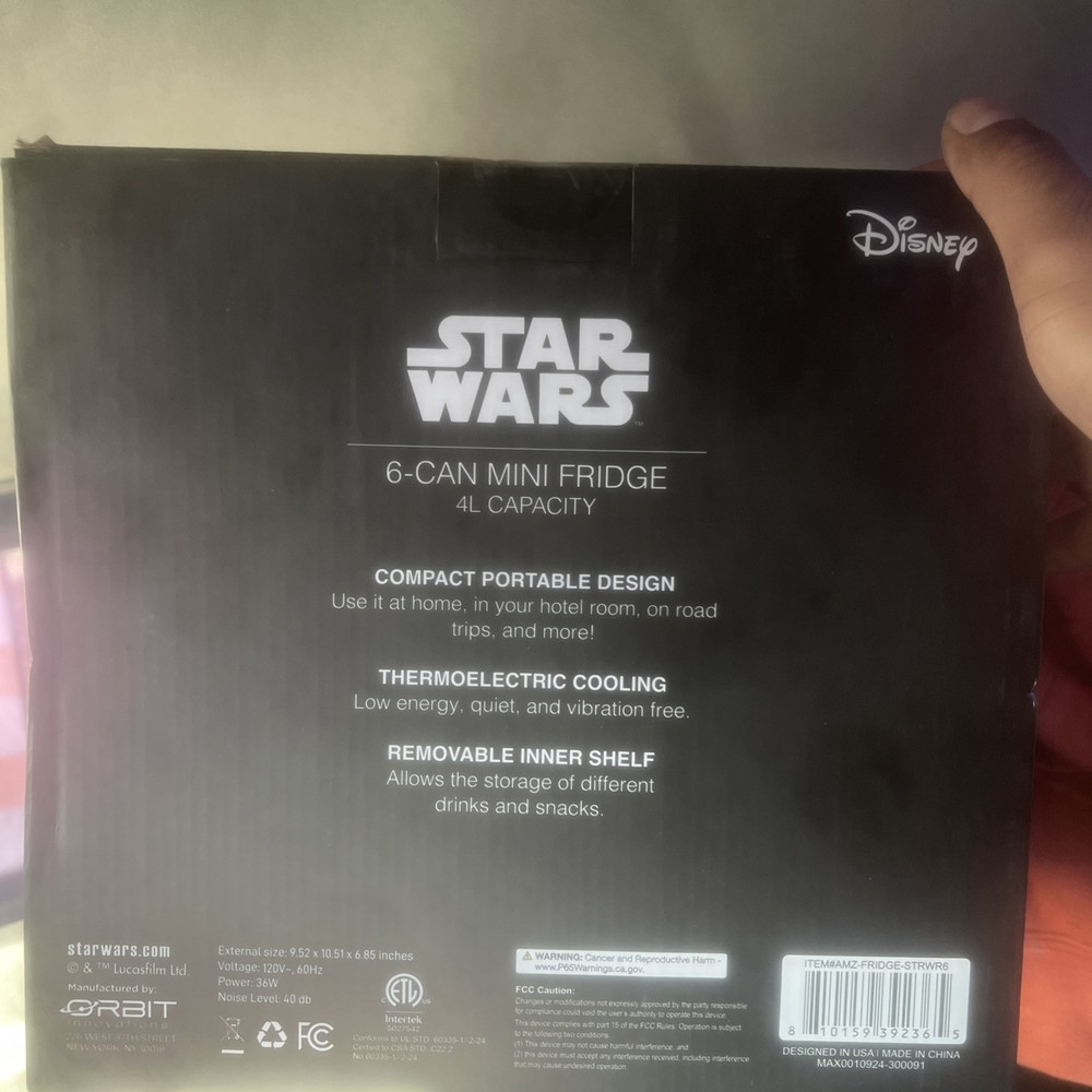 STAR WARS - LED 6 CAN Mini Fridge