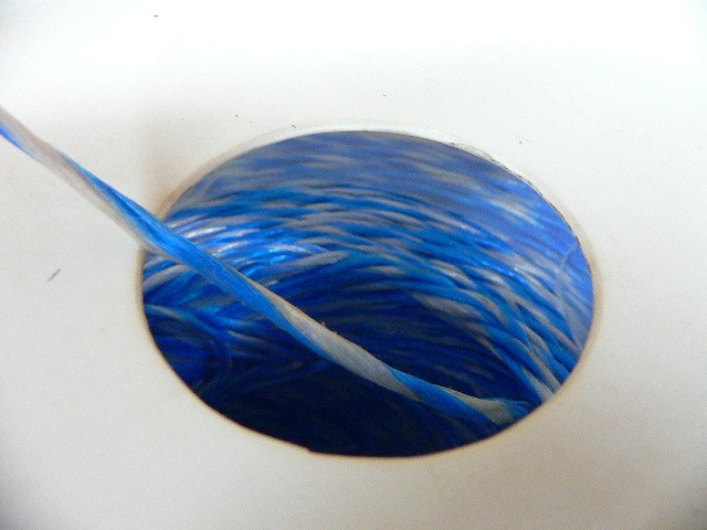 Robertson Pl-210 Blue/White Poly-Twine Max Pull Strength