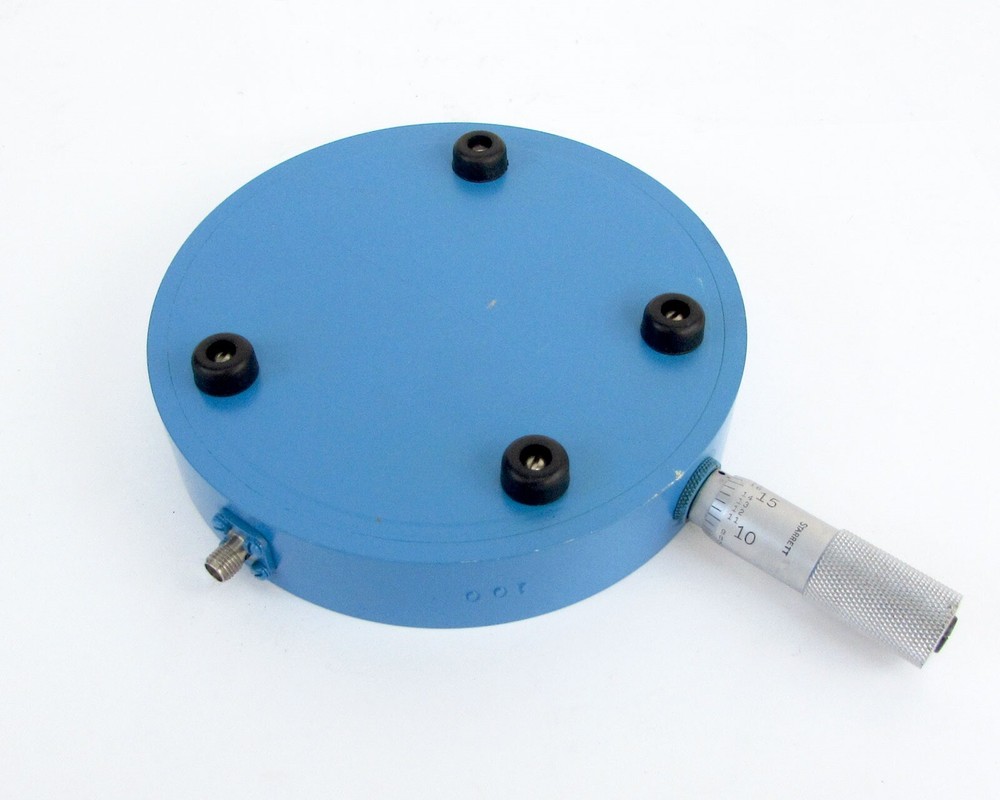 Arra 4414-40S Continuously Variable Micrometer SMA Attenuator 2-4 GHz