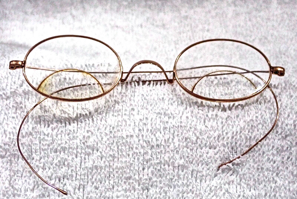 10K SOLID GOLD AMERICAN OPTICAL 1900 FRAME WITH PASTE-ON WAFER BIFOCALS!