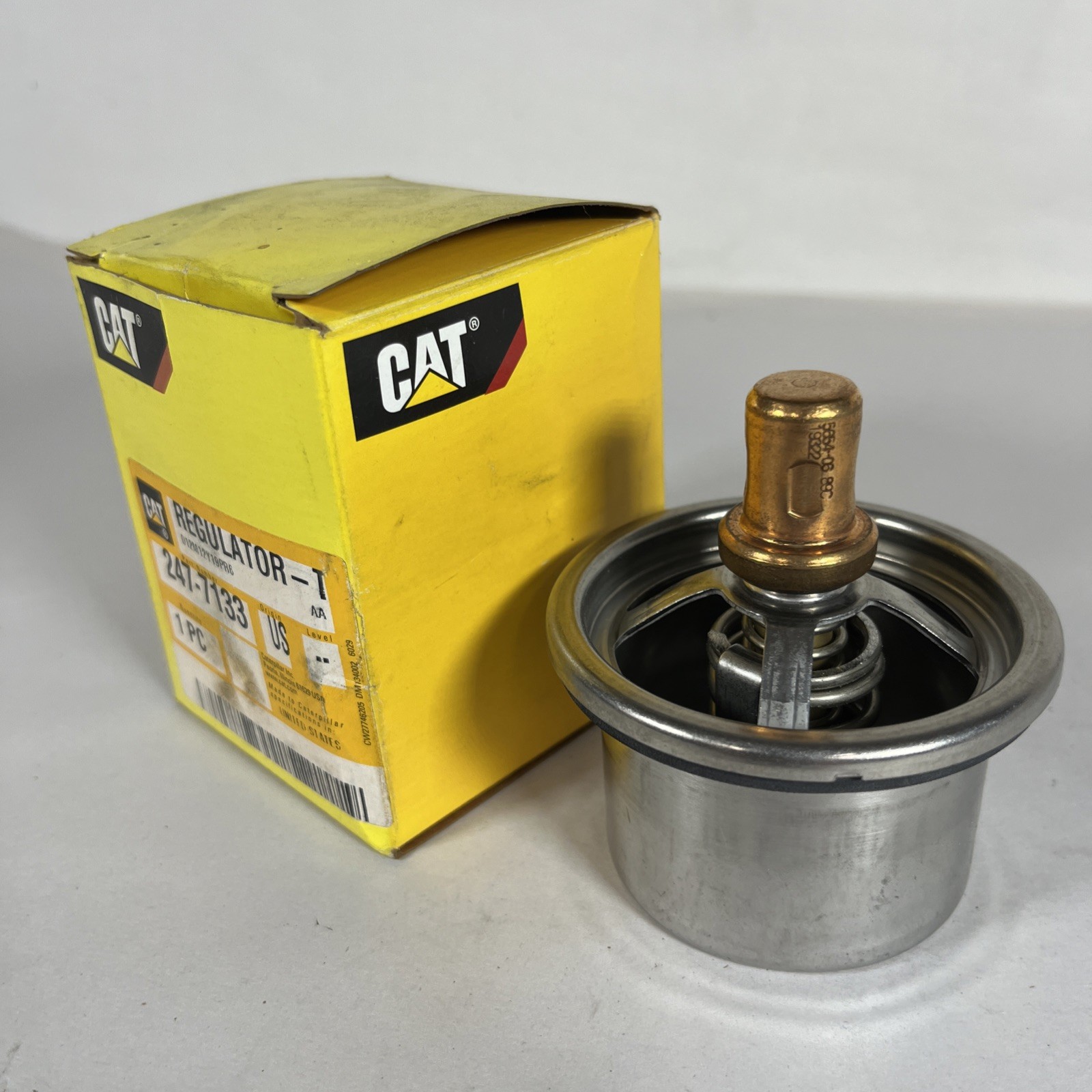 Genuine CAT Caterpillar 247-7133 Thermostat Regulator NOS OEM 2477133