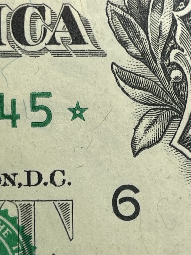 ERROR - SOLID OVER-INKED STAR ⭐️ Note $1 Nice Condition 💵Series 2017A F/W Print